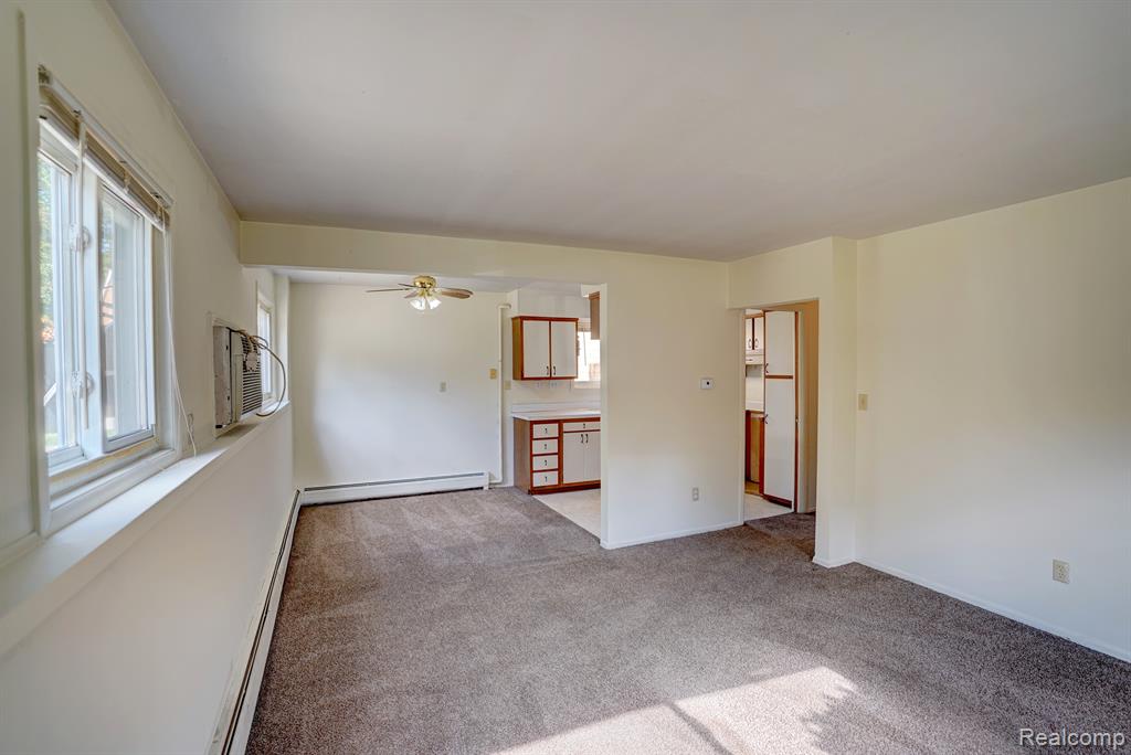 943 BRADLEY Avenue, Flint, MI 48503 — Photo 15