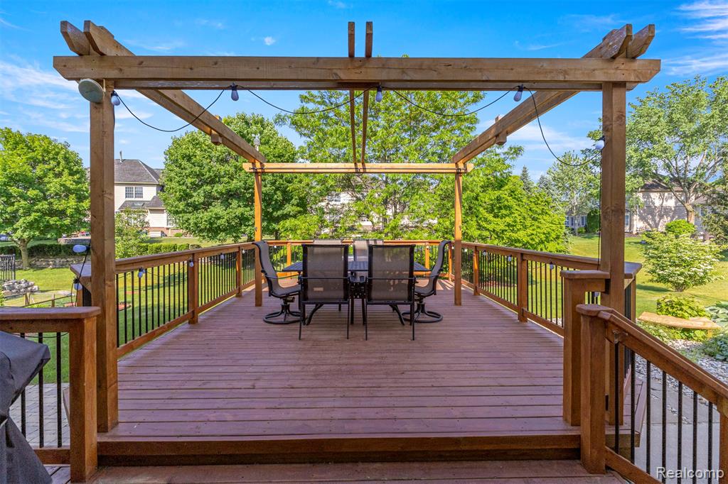 4991 Knollcrest Court, Commerce Twp, MI 48382 — Photo 53