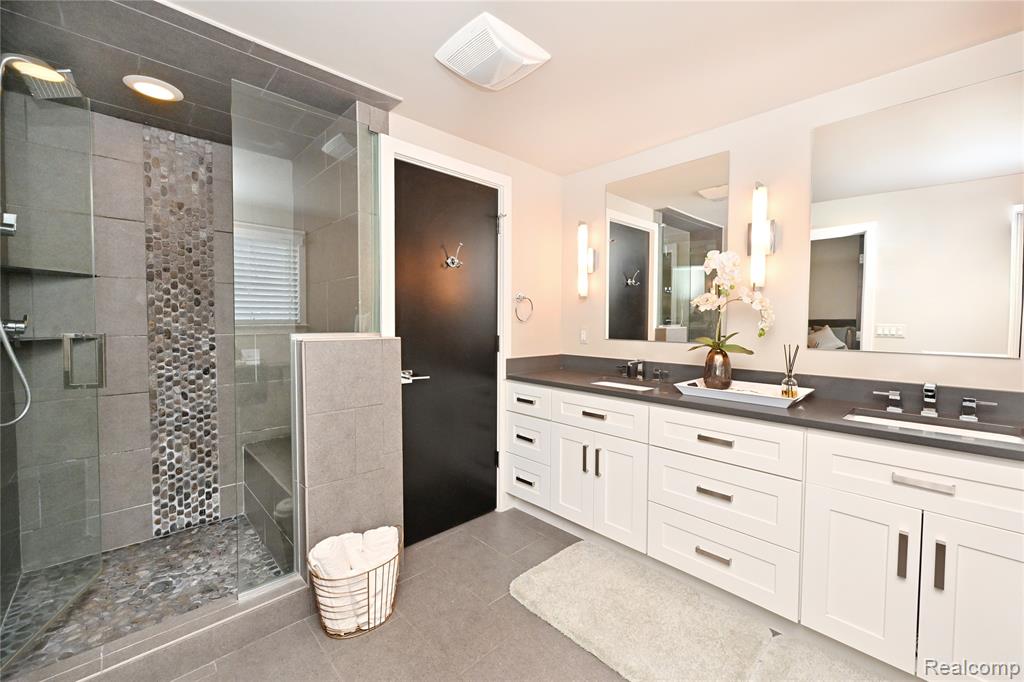 862 S Glenhurst Drive, Birmingham, MI 48009 — Photo 24