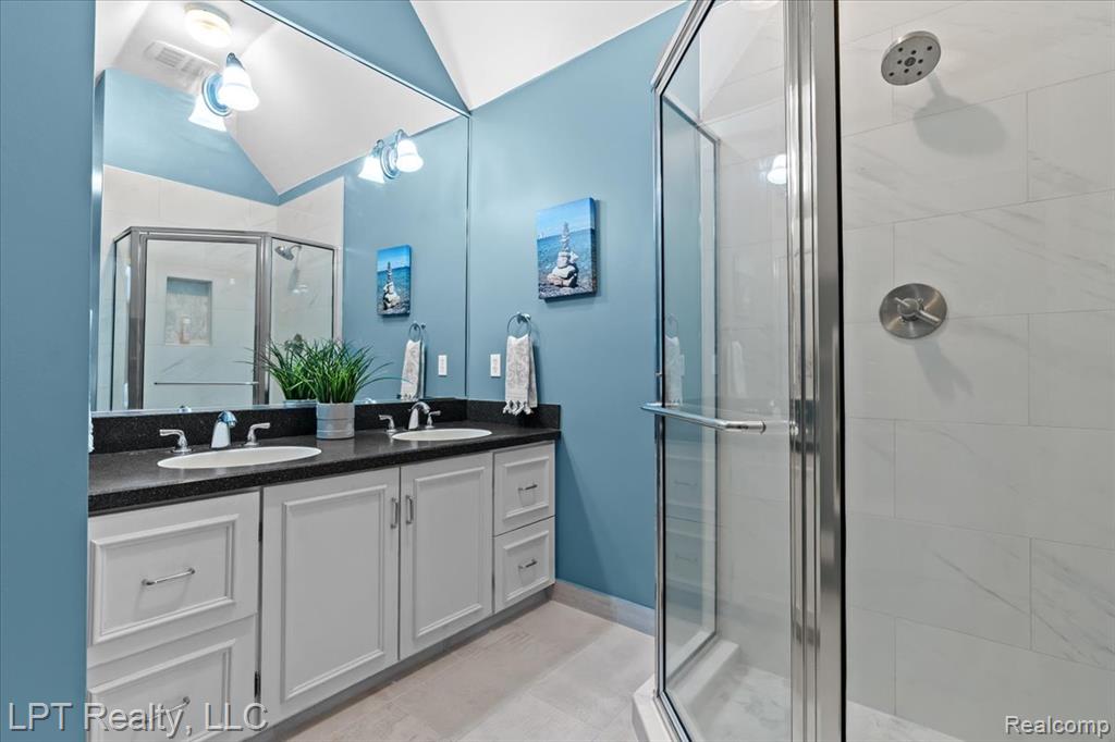 4357 Robinwood Avenue, Royal Oak, MI 48073 — Photo 20