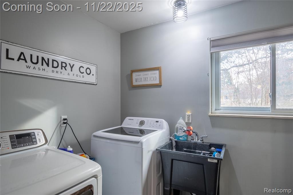 5333 Waterford Road, Clarkston, MI — Photo 29