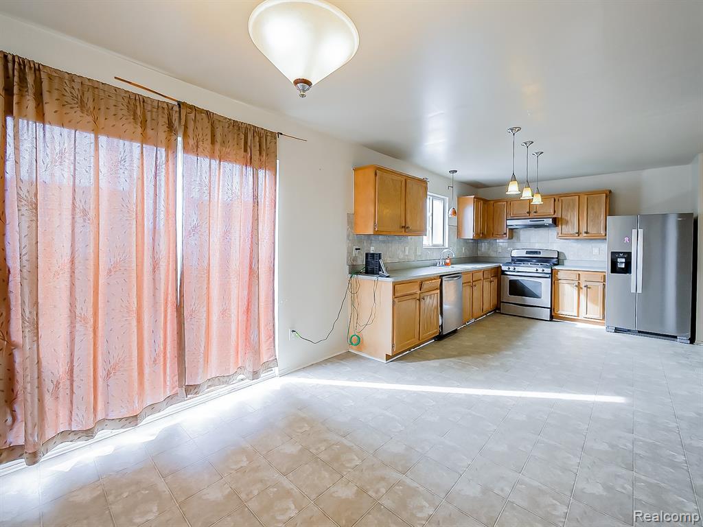 729 W Margaret Lane, Pontiac, MI 48341 — Photo 6