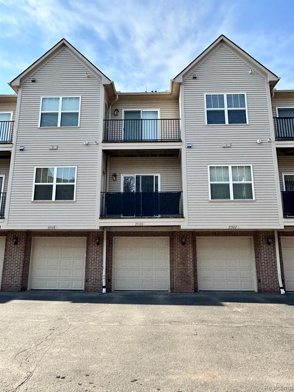 25520 PORTICO Lane, Novi, MI — Photo 2