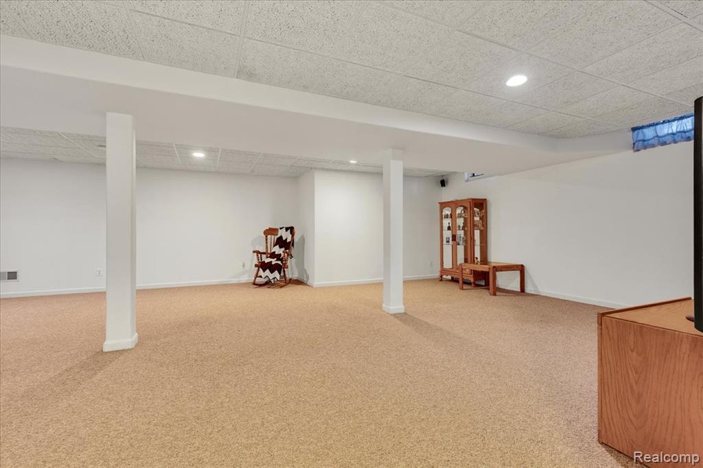 34652 Rosebud Lane, Richmond, MI 48062 — Photo 18