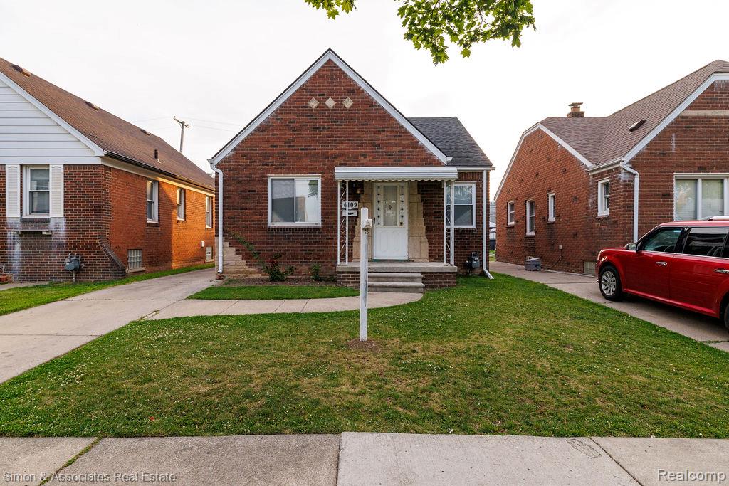 6109 Barrie Street, Dearborn, MI 48126 — Photo 2