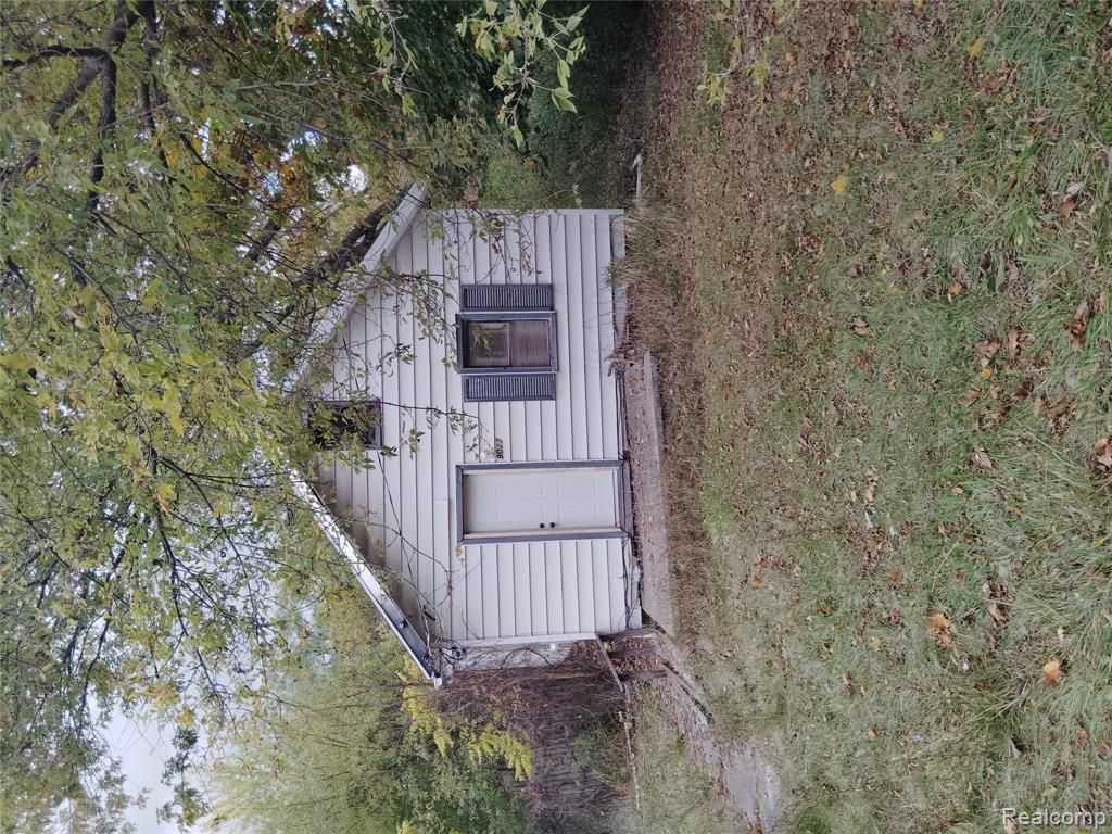 9027 Neff Road, Mount Morris, MI 48458 — front exterior