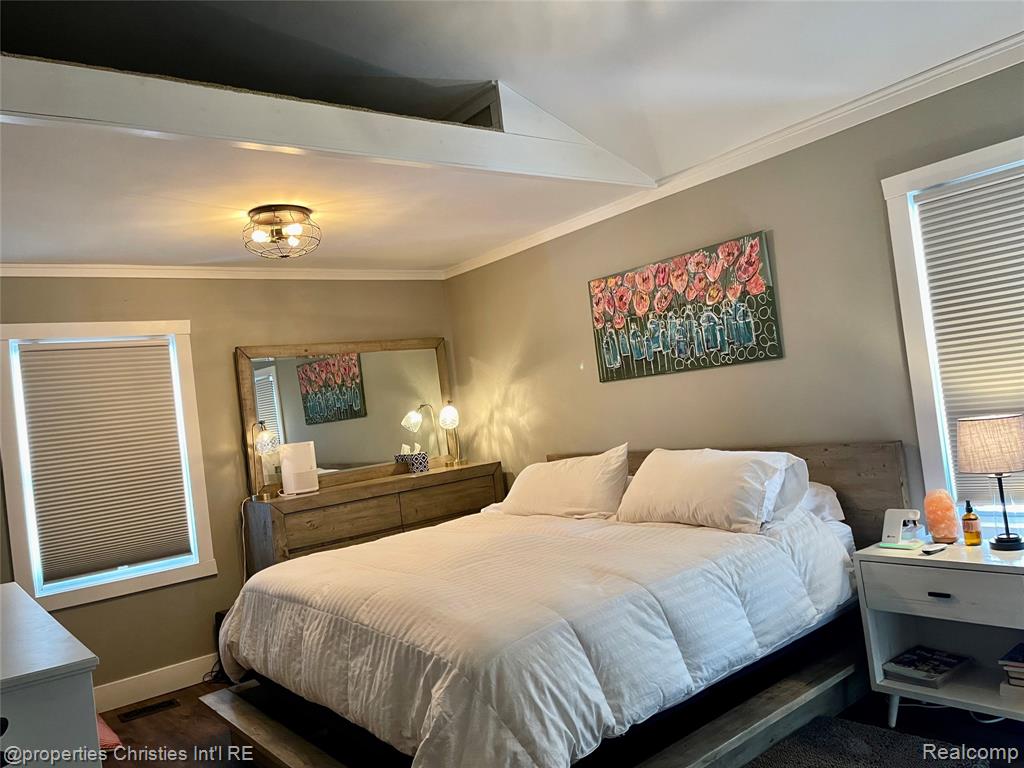 21865 Novi Road, Northville, MI 48167 — Photo 9