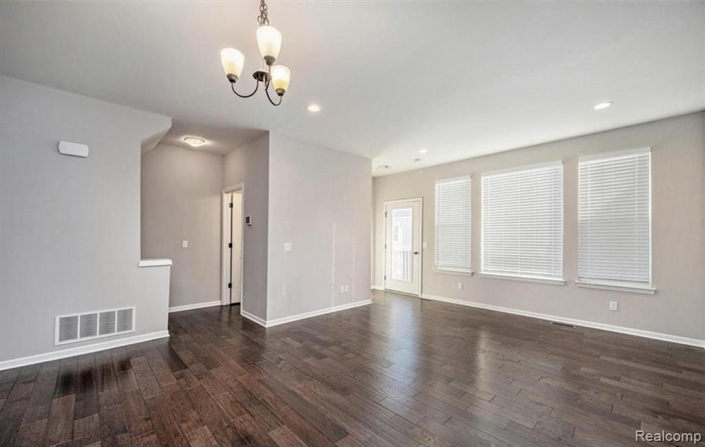 3247 Chambers W, Wixom, MI 48393 — Photo 20