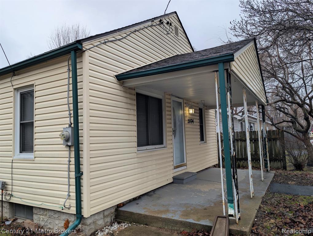 2074 N Center Road, Burton, MI 48509 — Photo 19