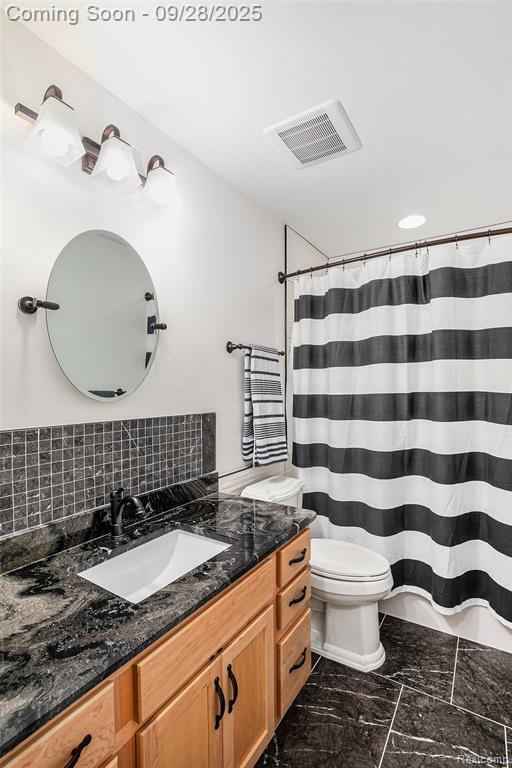 6138 Natures Cove, Grand Blanc, MI 48439 — Photo 20