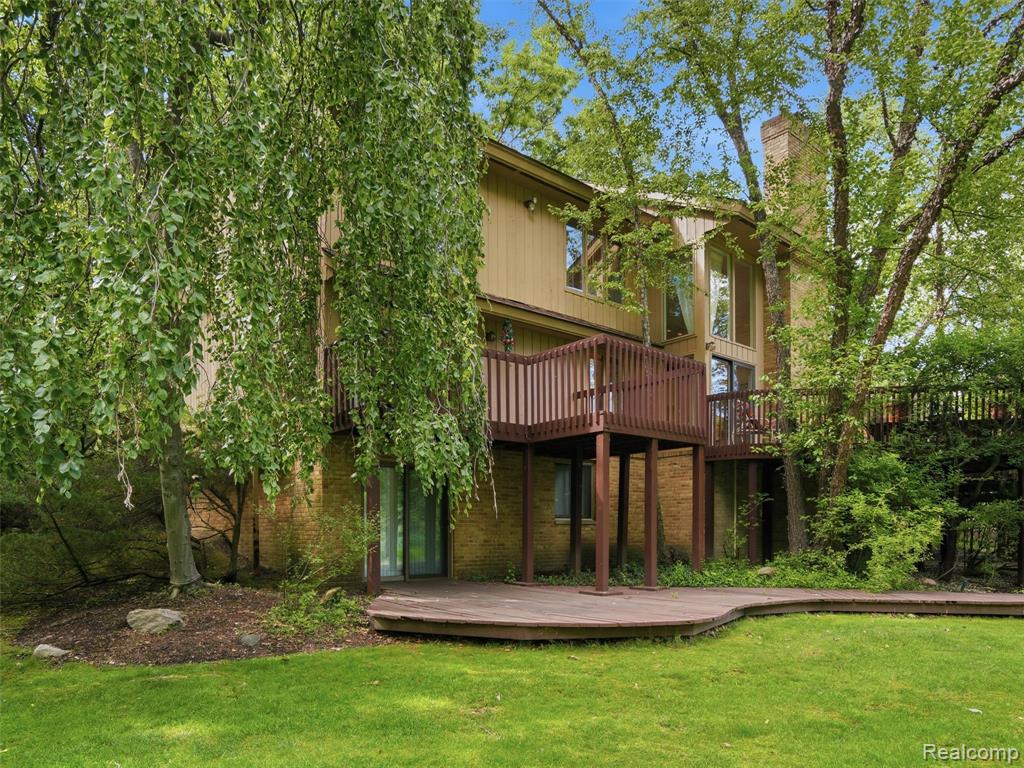 4751 Rolling Ridge Road, West Bloomfield, MI 48323 — Photo 44
