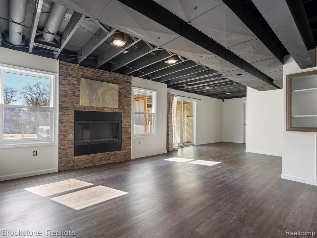 576 E Flint Street, Lake Orion, MI 48362 — Photo 30