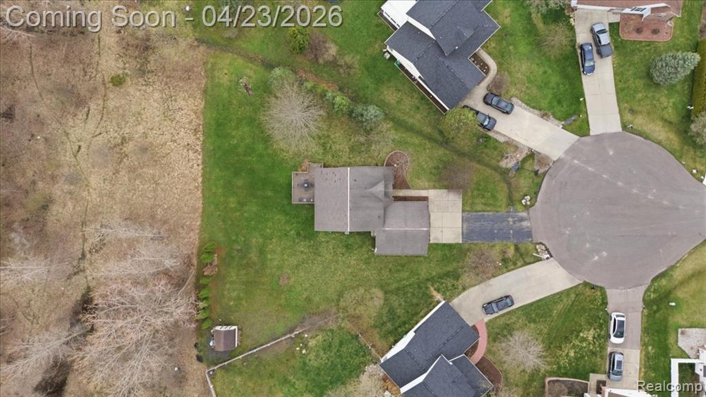2309 Wood Creek Court, Burton, MI 48519 — Photo 47