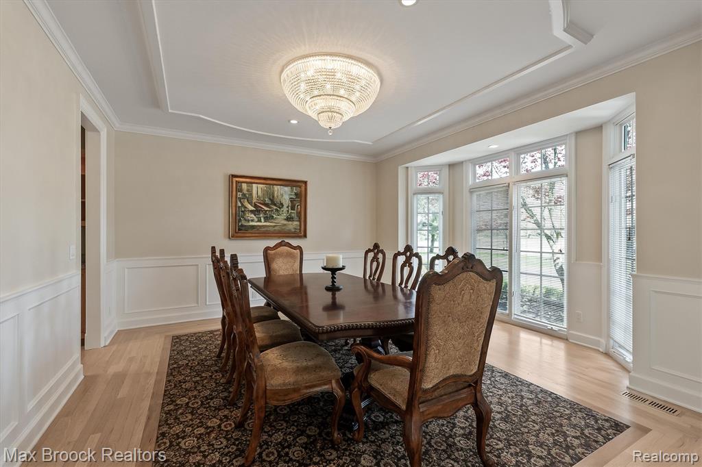 398 Shrewsbury Drive, Clarkston, MI 48348 — Photo 34
