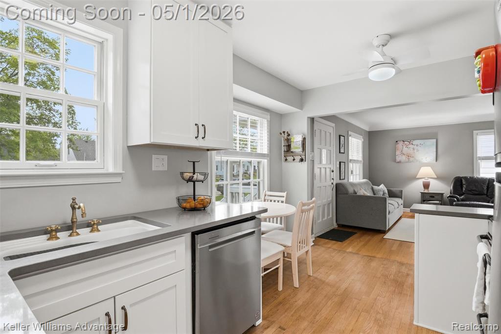 14020 Borgman Street, Oak Park, MI 48237 — Photo 9