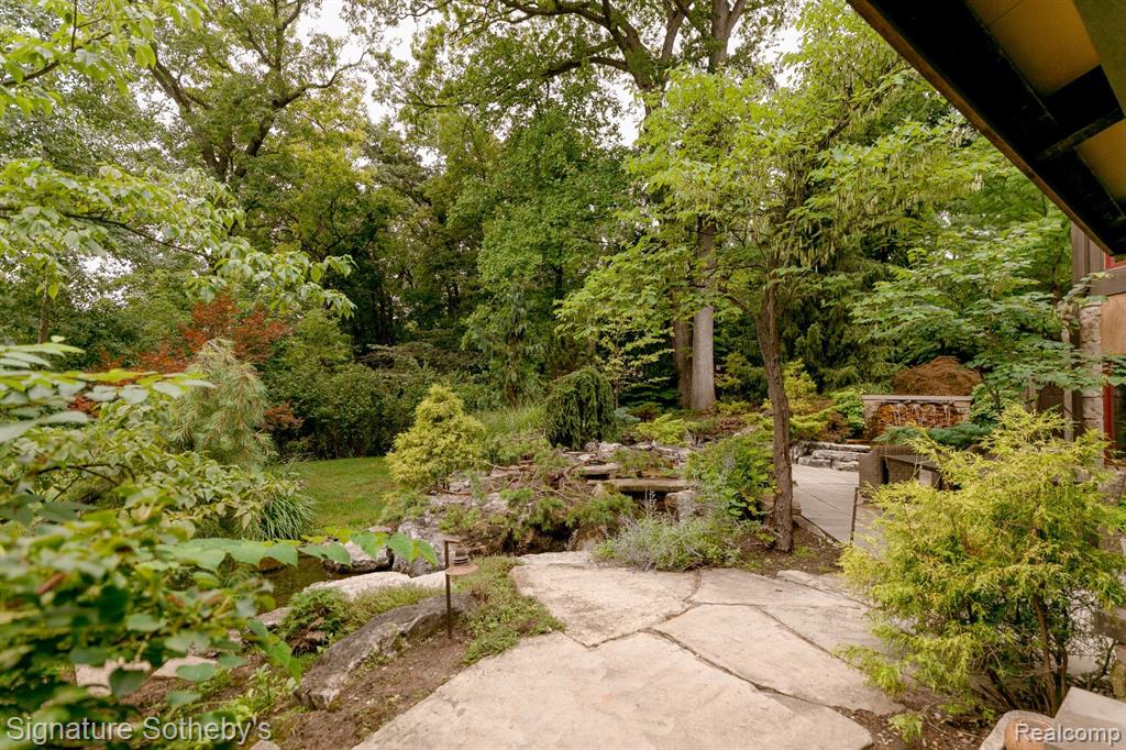 7357 LINDENMERE Drive, Bloomfield Hills, MI 48301 — Photo 61