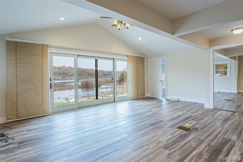 542 Oak Dale Drive, Chelsea, MI 48118 — Photo 27
