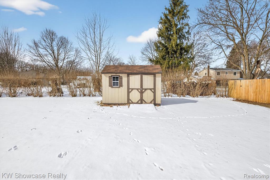 3351 Harvey Lake Road, Highland, MI 48356 — Photo 46