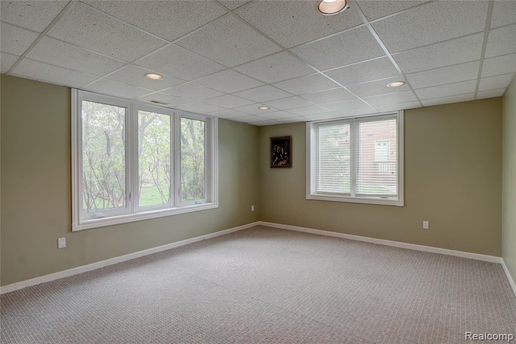 3066 Woodcreek Way, Bloomfield Hills, MI 48304 — Photo 45