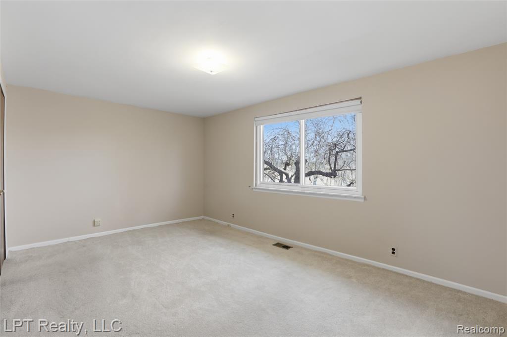 6378 Emerald Lake Drive, Troy, MI 48085 — Photo 13