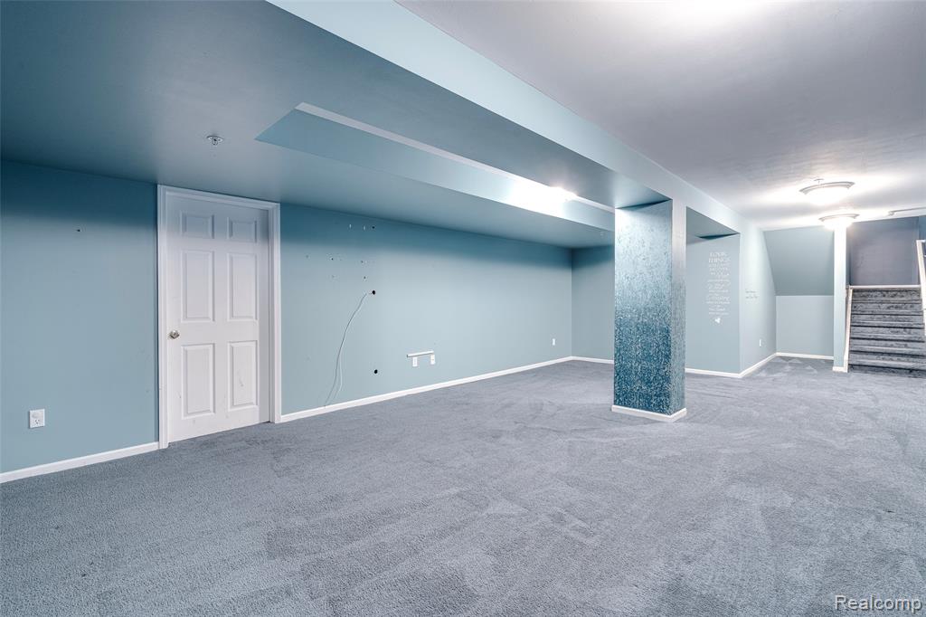 31204 Alexa Drive, Commerce Twp, MI 48390 — Photo 35