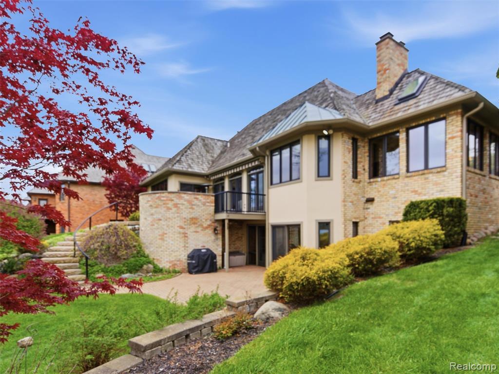 23 Chateaux Du Lac, Fenton, MI 48430 — Photo 52
