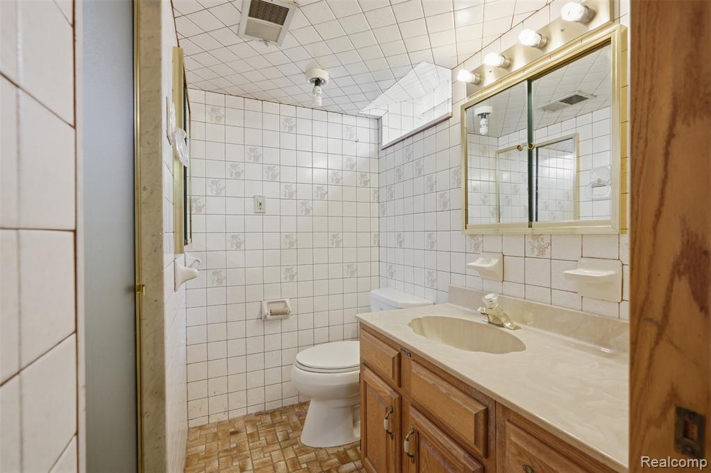 6006 Rosetta Street, Dearborn Heights, MI 48127 — Photo 25