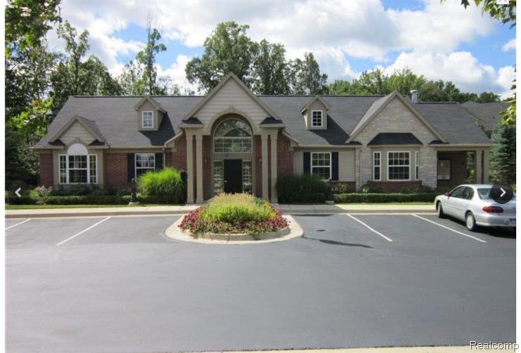 47688 PEMBROKE Drive, Canton, MI 48188 — Photo 19