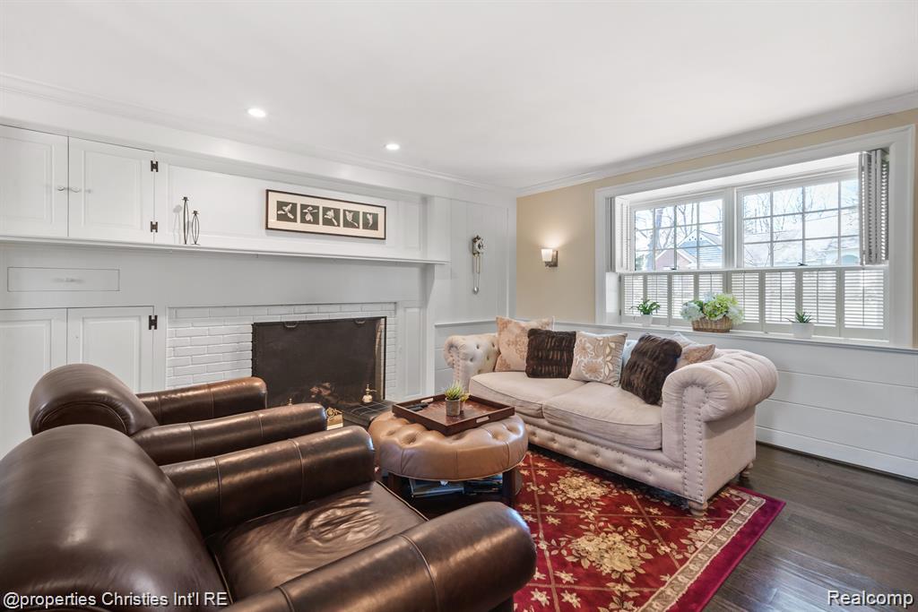 6050 W Surrey Road, Bloomfield Hills, MI 48301 — Photo 13