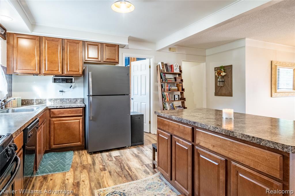 4879 Sundale Drive, Clarkston, MI — Photo 15