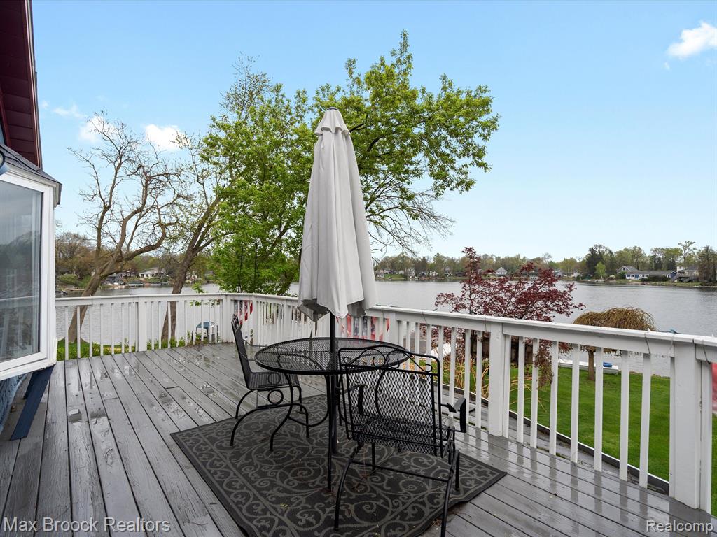 9431 MANDON Road, White Lake, MI — Photo 23