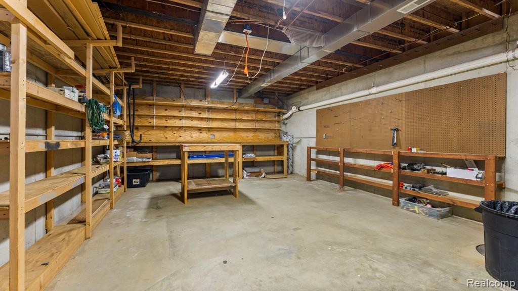 283 Westshore Dr, Jerome, MI 49249 — Photo 34