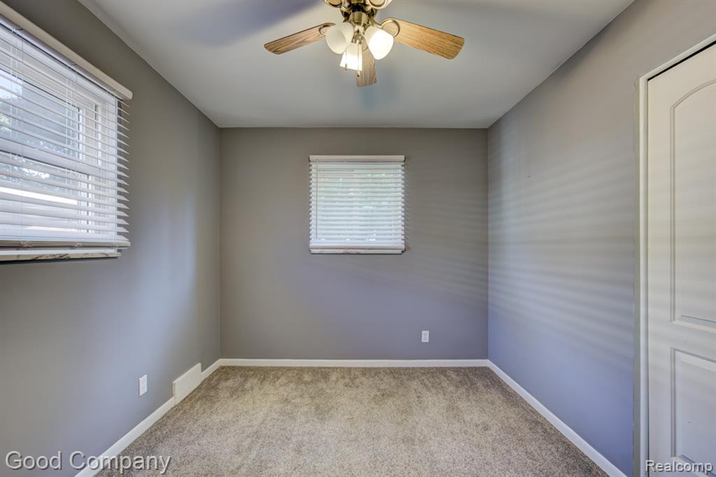 8961 Laurence Avenue, Allen Park, MI 48101 — Photo 22