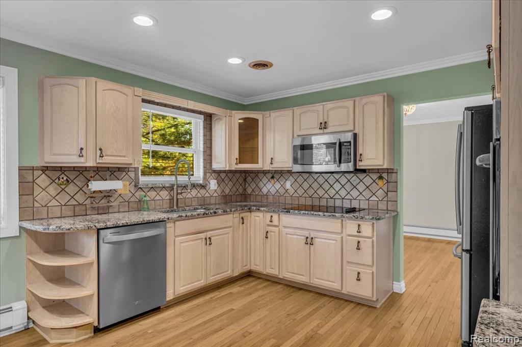 7477 Heather Heath Lane, West Bloomfield, MI — Photo 16