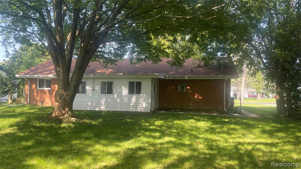 2966 Burlington Drive, Buena Vista, MI 48601 — Photo 57