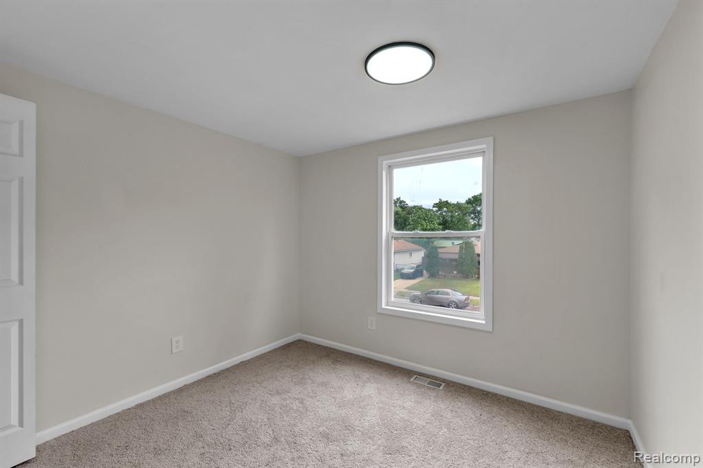 6530 Madison Street, Taylor, MI 48180 — Photo 23