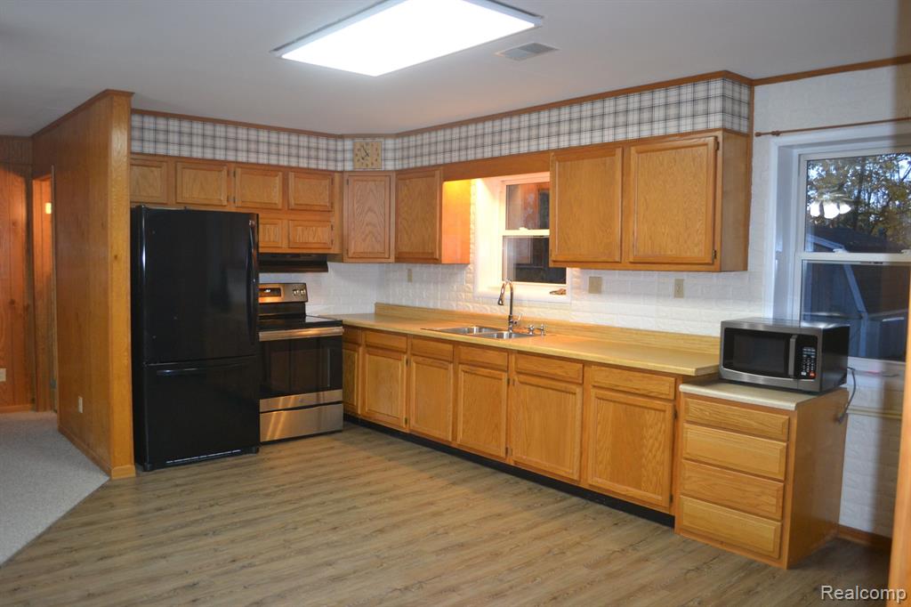 6375 JOANNE Street, Lake, MI 48632 — Photo 27