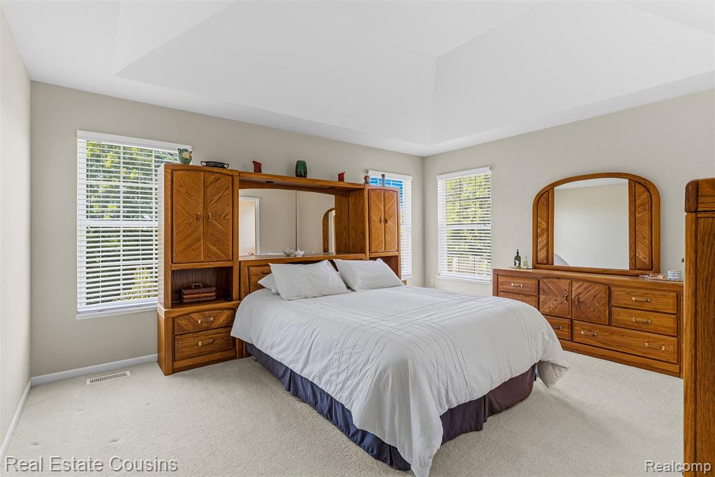 4344 Oak Tree Court, Fenton, MI 48430 — Photo 12