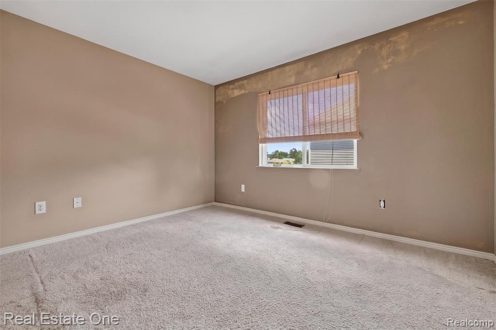 510 Boulder Lake Drive, Oxford, MI 48371 — Photo 25
