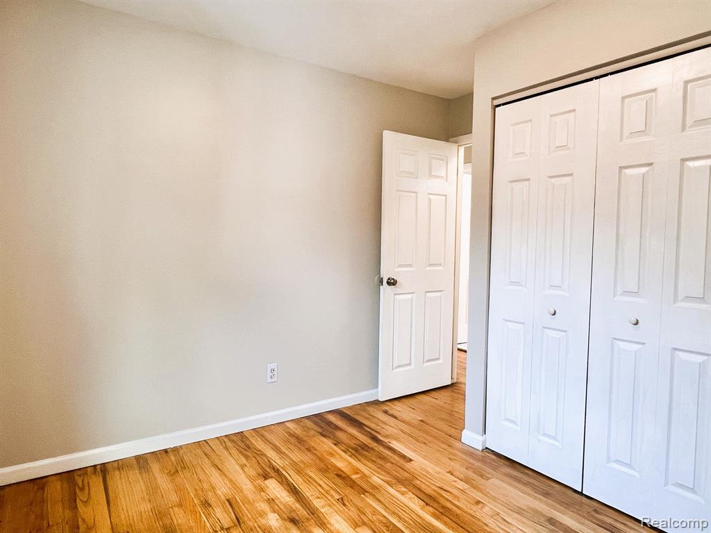 462 PEARSALL Avenue, Pontiac, MI 48341 — Photo 8