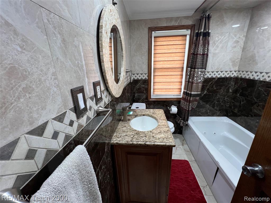 6410 Orchard Avenue, Dearborn, MI 48126 — Photo 14