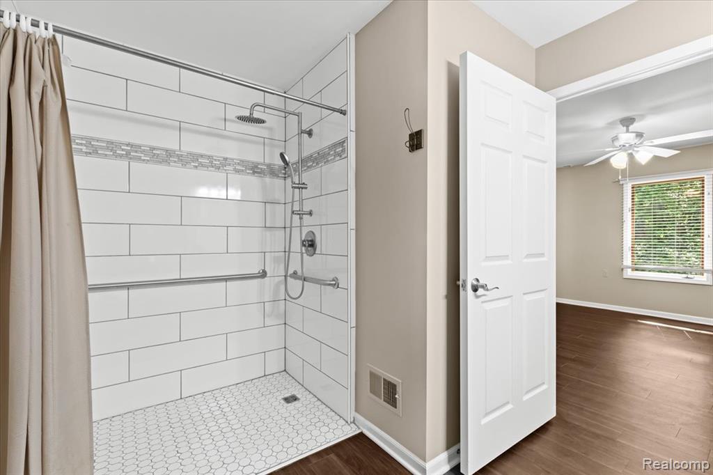 21291 Juniper Court, #68, Farmington Hills, MI 48336 — Photo 12