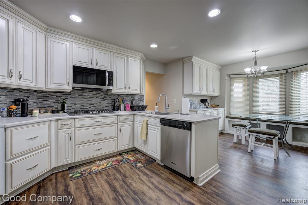 6255 CELESTE Road, West Bloomfield, MI — Photo 14