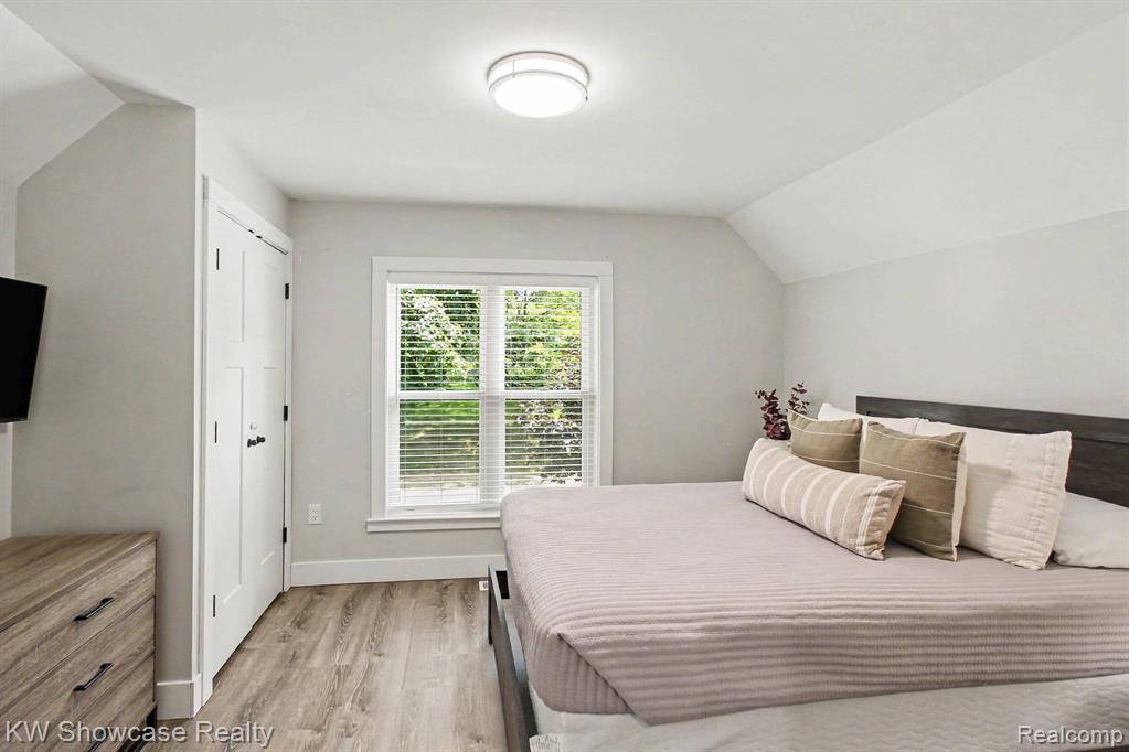 615 Hickory Street, Milford, MI 48381 — Photo 24