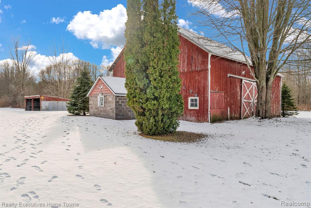 7305 Big Hand Road, St. Clair, MI 48079 — Photo 50