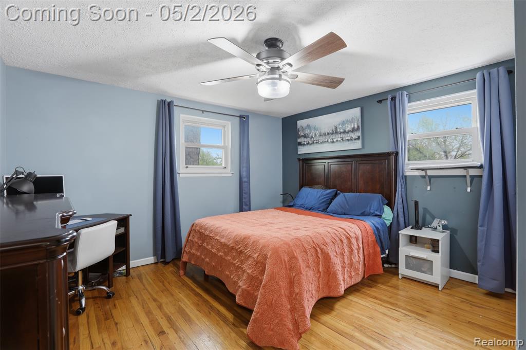 578 Worchester Street, Westland, MI 48186 — Photo 8