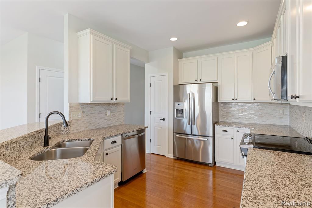 6475 PRAIRIE DUNES Drive, Grand Blanc, MI 48439 — Photo 12