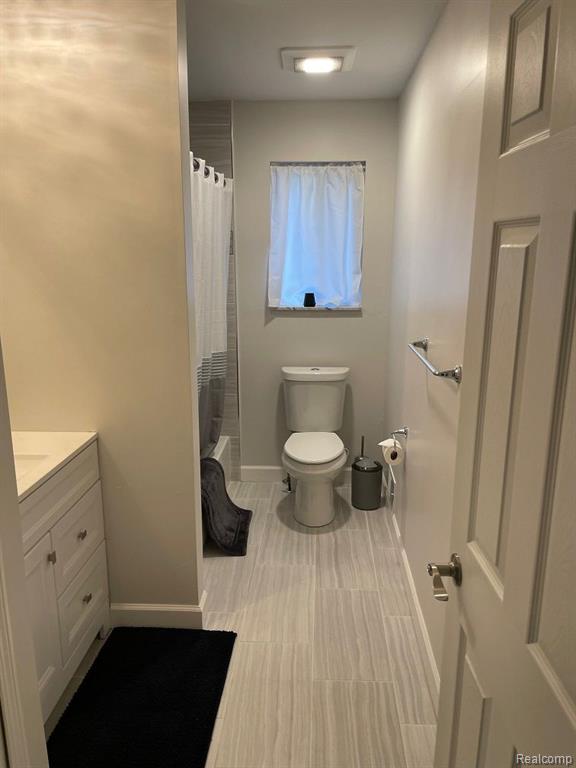 575 Mary Ellen Road, Rochester Hills, MI 48307 — Photo 13