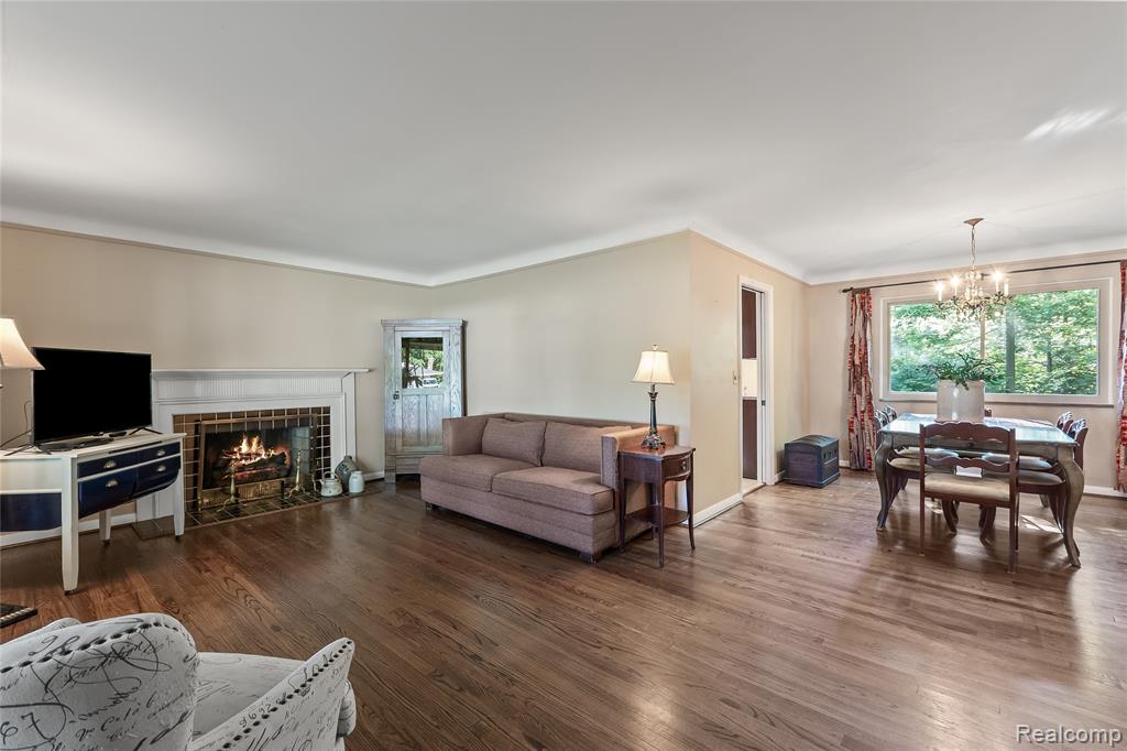 23270 Fleming Drive, Farmington, MI 48335 — Photo 6