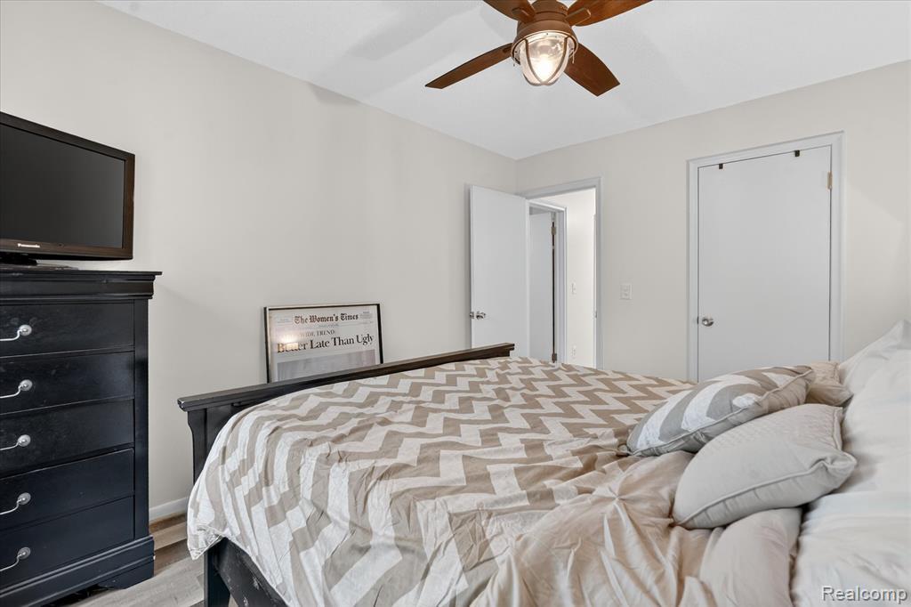 2017 Beekman Court, Flint, MI 48532 — Photo 18